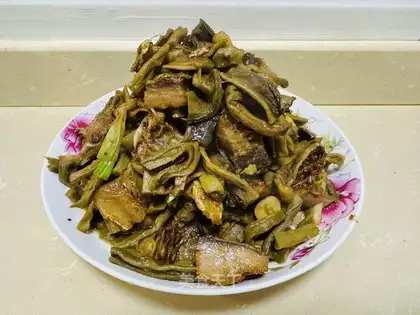 Dry-dry salted fish