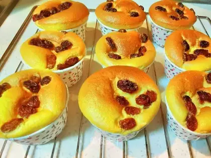 Cake without oil