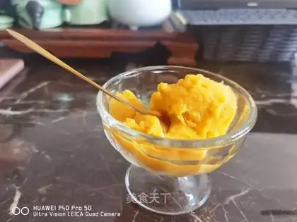 Mango ice cream