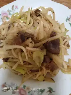 Radish fried meat
