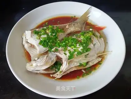 Fresh white swordfish