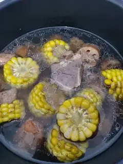 Lian's taco bone soup
