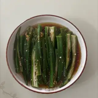 Garlic aces