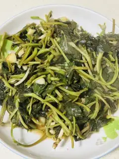 Fish and grass