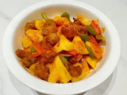 Tomato pineapple