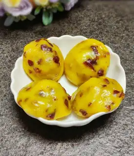 Yellow rice nest