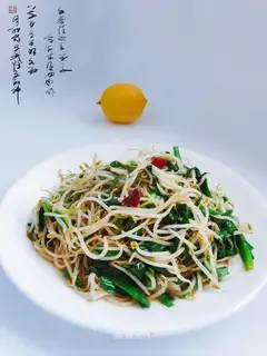 Bean sprouts