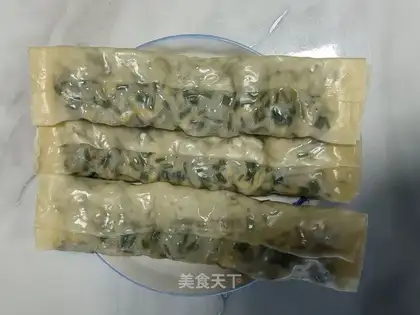 Cream rolls