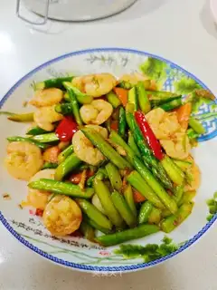 Shrimp fried storks