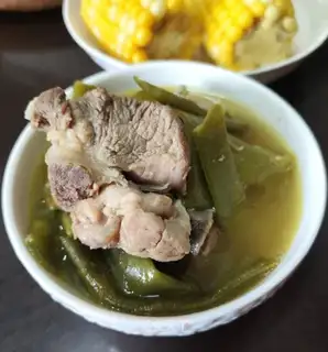 Sword bean corn fan soup