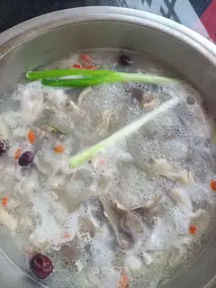 Sichuan lamb soup