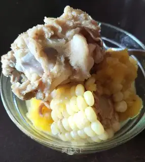 Apple corn bone soup