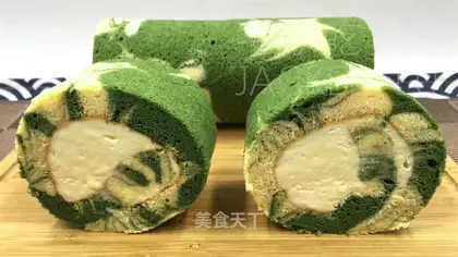 Tea marble cake rolls