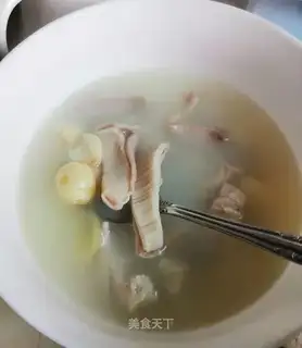 Pork belly omelet soup