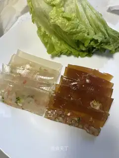 Double-coloured vegetable pigfish