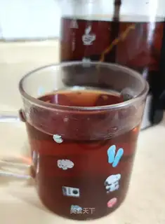 Frozen fruit and twilight tea