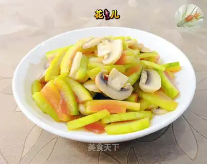 Mushroom fried watermelon peel