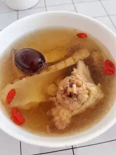 Python chicken soup