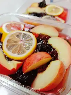 Purple peaches