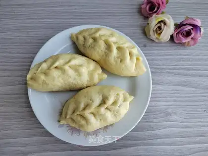 Fresh corn juice, bean buns