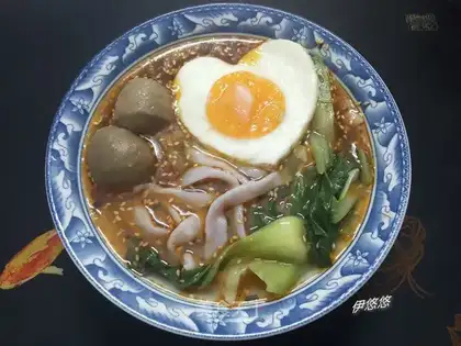 The purple blue-handed noodles
