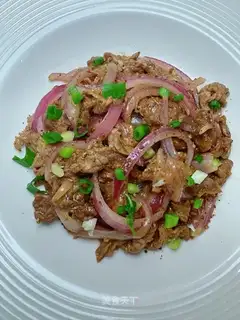 Routine onion beef
