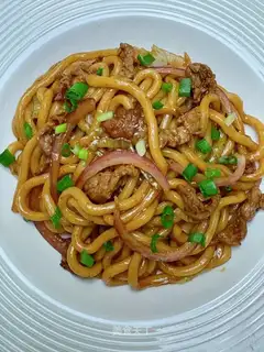 Beef fried noodles