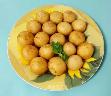 Cracked potato ball