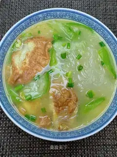 Egg dumpling fan soup
