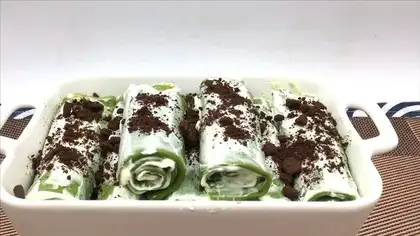 Tea and cream rolls