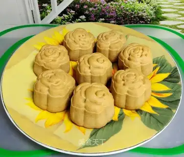 Mid-Autumn Bean Mooncake