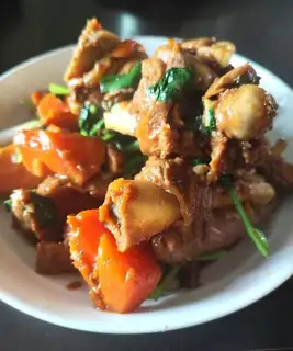 Carrot lamb leg