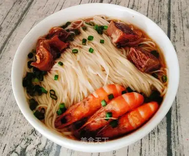 Beef shrimp noodles