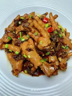 Plumsy chicken claws