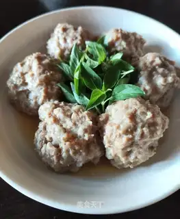 Steam pork balls