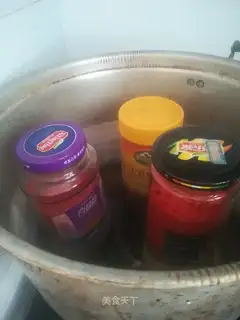 Homemade tomato sauce