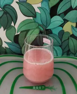 A grapefruit lemonade