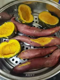 Steam potatoes