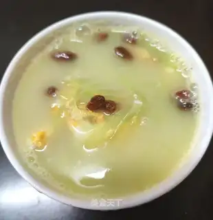 Egg soup from a corset