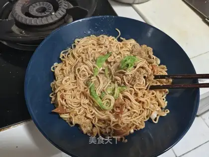 Fried noodles