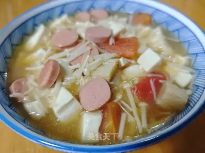 Tomatoes and tofu soup
