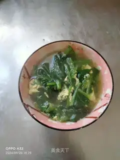 Spinach egg soup