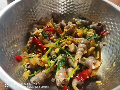Hot snails