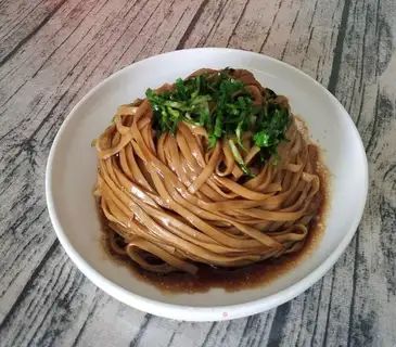 Onion noodles