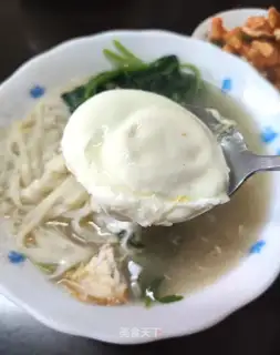 Oscillated egg noodles