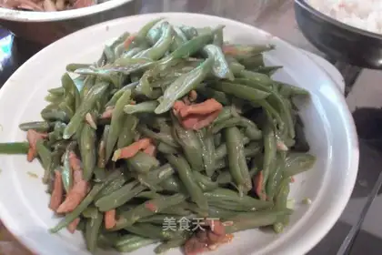 stir-fried beans with shredded pork from Orleans
