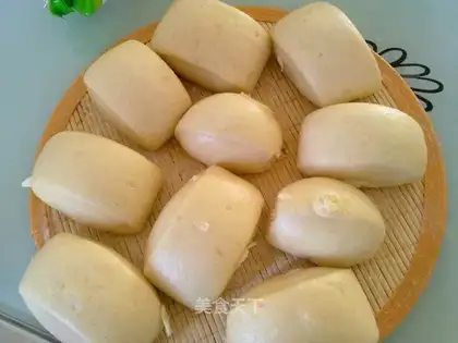 Two-mixed milk steamed buns