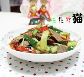 stir-fried pork liver with cucumber