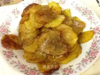Bake potato chips in electric oven