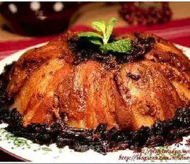 Braised pork with bamboo shoots
